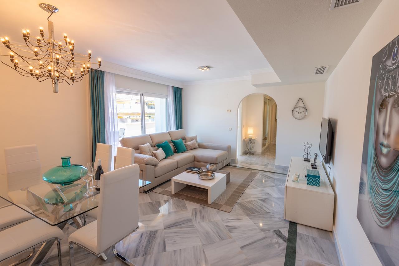 Luxury Penthouse At Dama De Noche Marbella